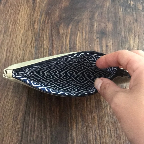 Cosmetic Pouch ( 7 in x 4 in) - Picture 3 of 6